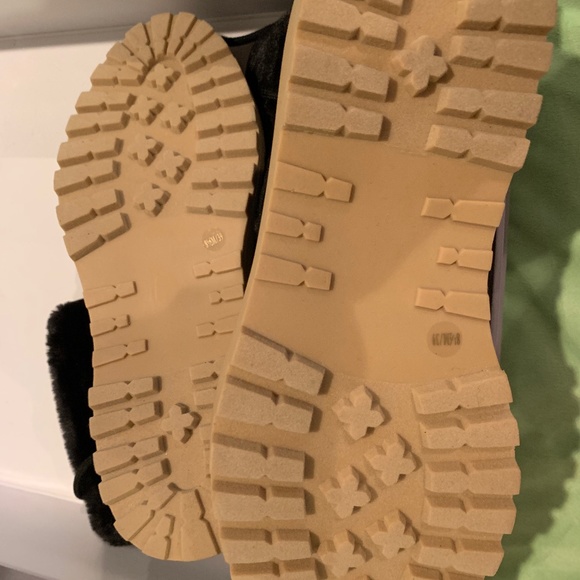 JLO JENNIFER LOPEZ Ginna Booties sz 8.5 Faux Suede & Faux Fur - Picture 3 of 6